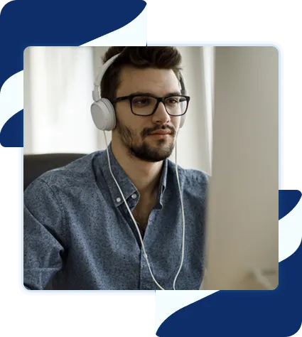 Un collaborateur en formation à distance