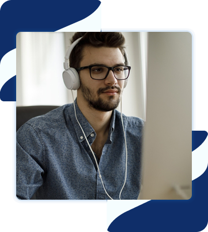 Un collaborateur en formation à distance