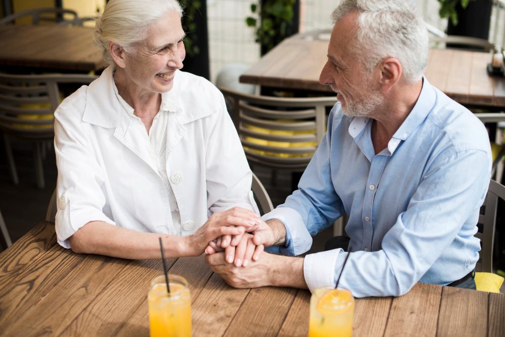 seniors amoureux